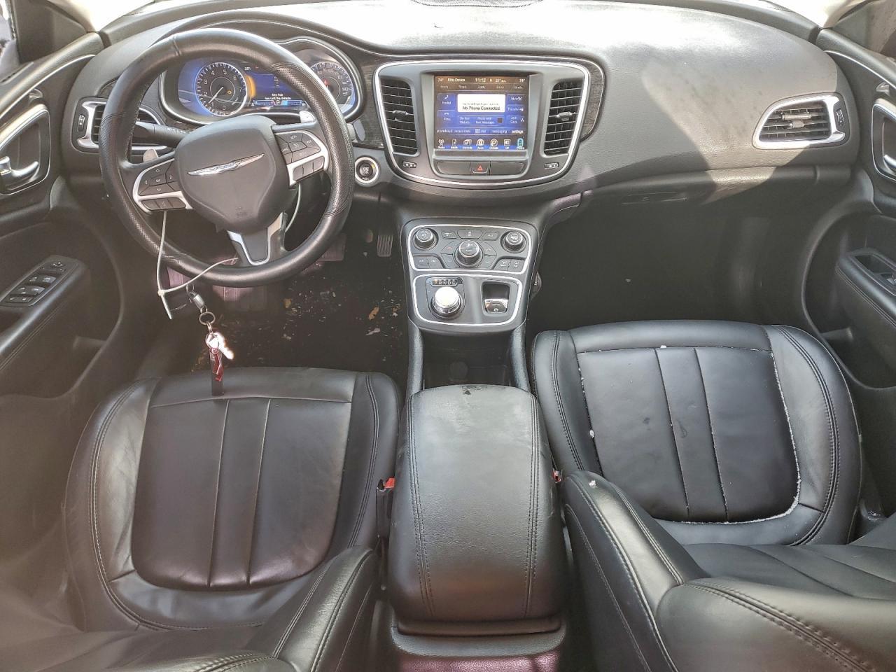 2016 Chrysler 200 c
