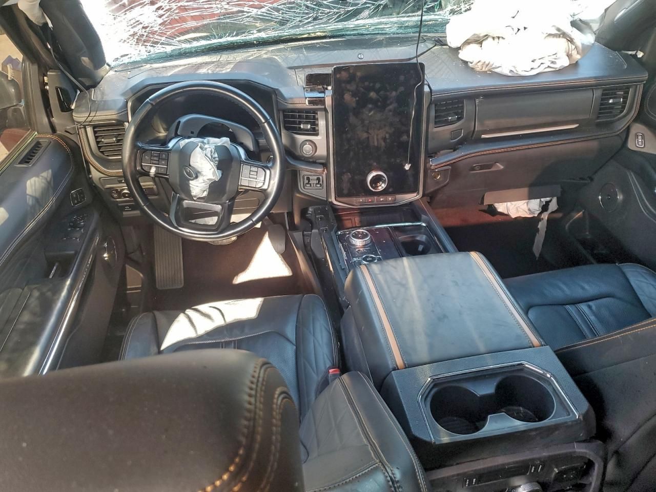 2023 Ford Expedition max Platinum