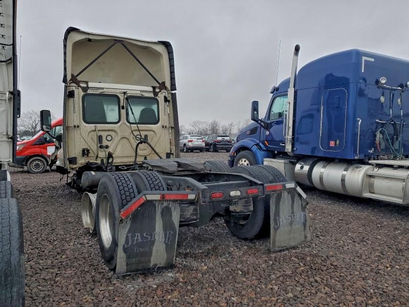2019 Freightliner Cascadia 125 Semi Truck