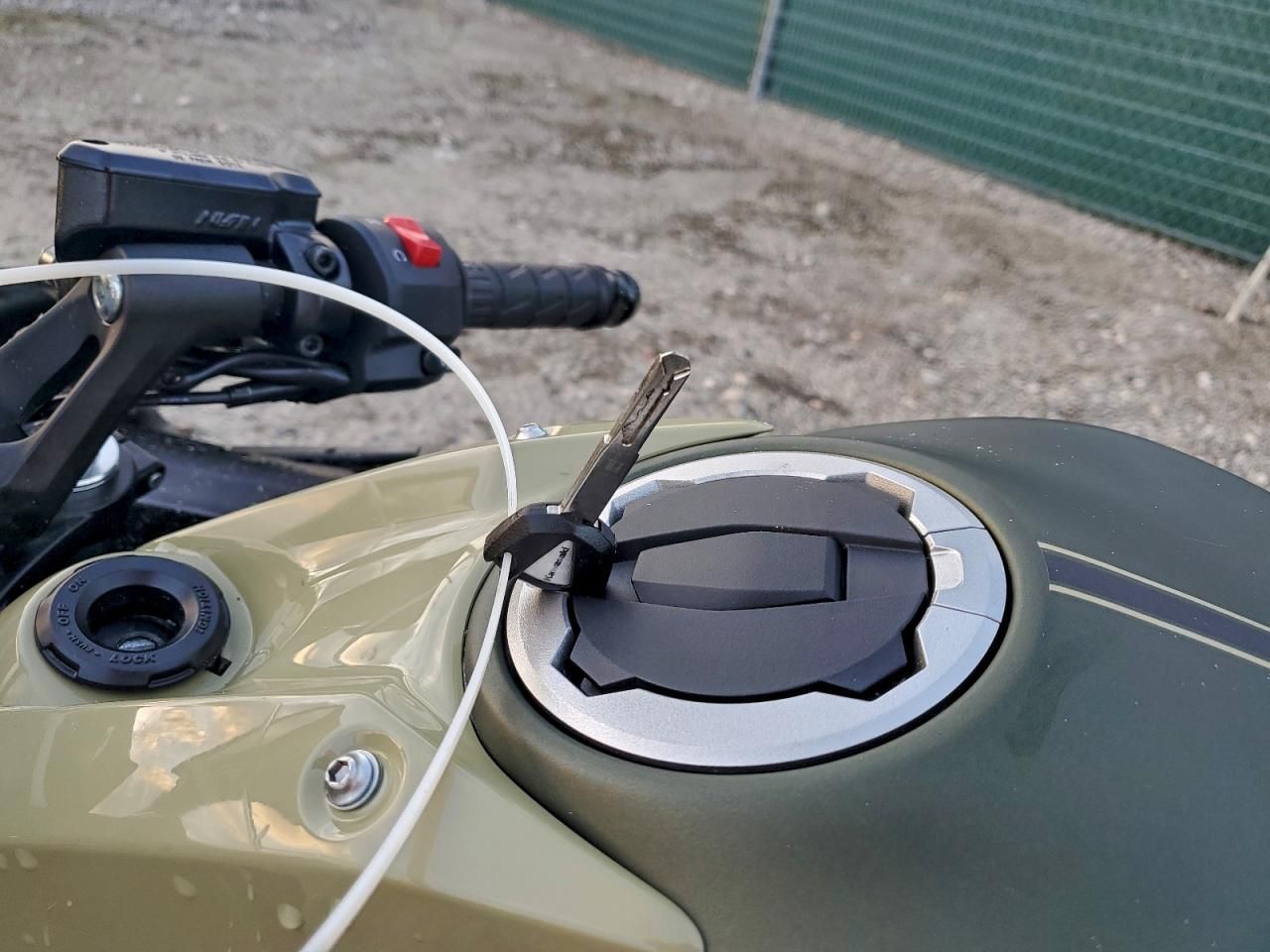 2024 Kawasaki EX650 R