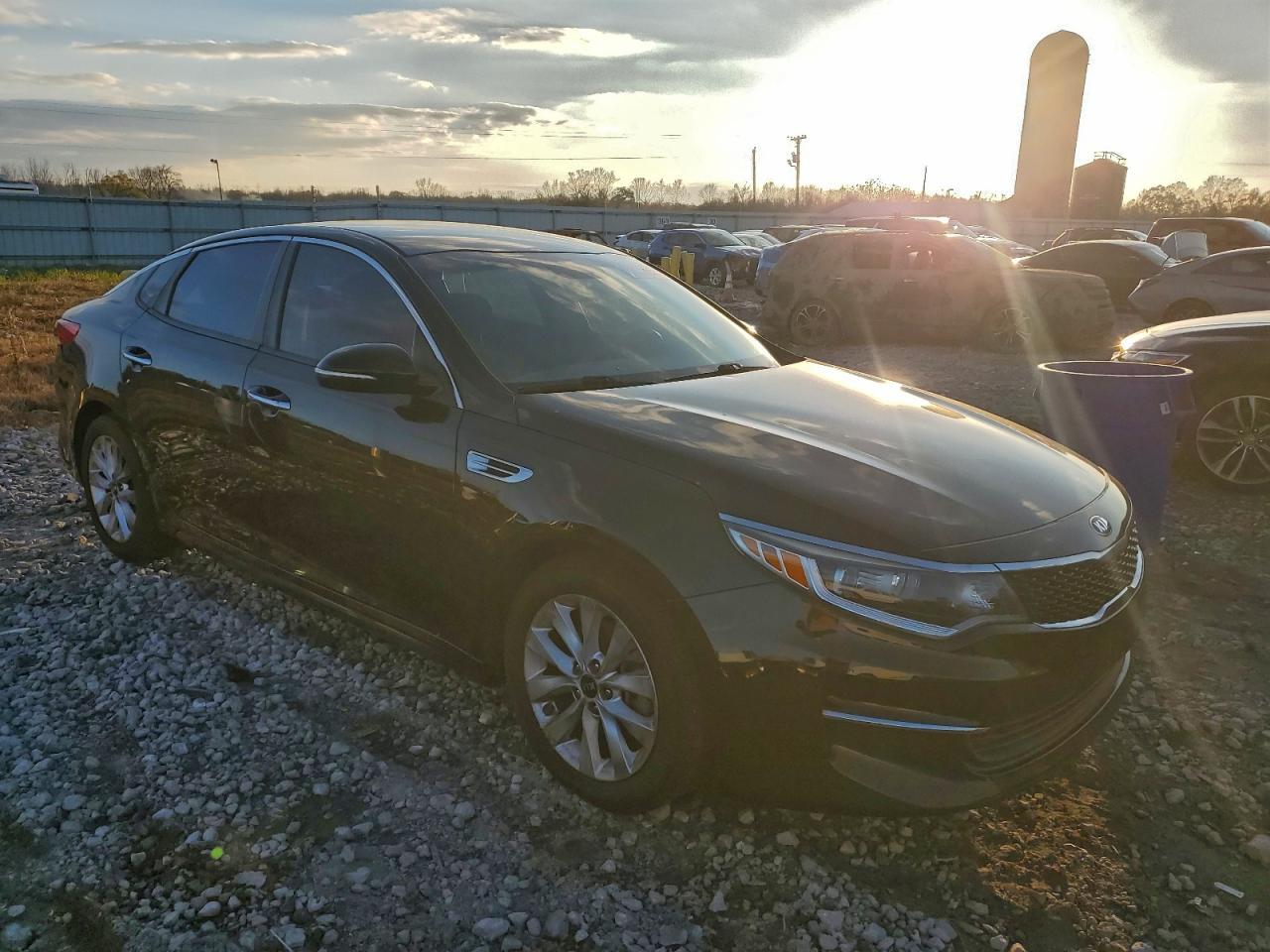2016 KIA Optima lx