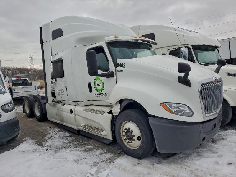 2019 International LT625 Semi Truck