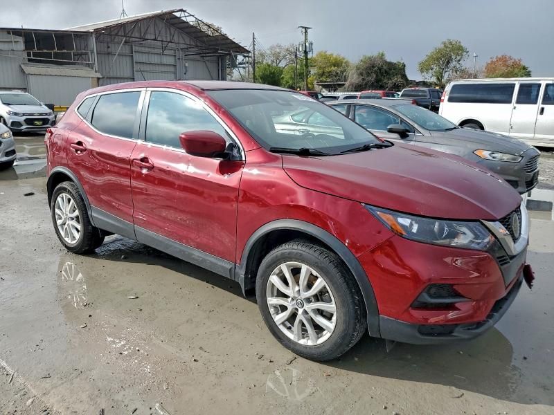 2022 Nissan Rogue Sport s