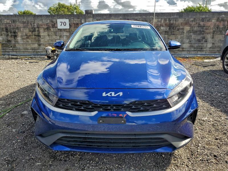 2024 KIA Forte lx