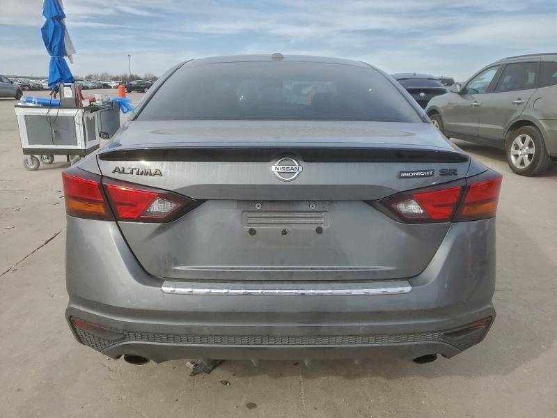 2022 Nissan Altima sr