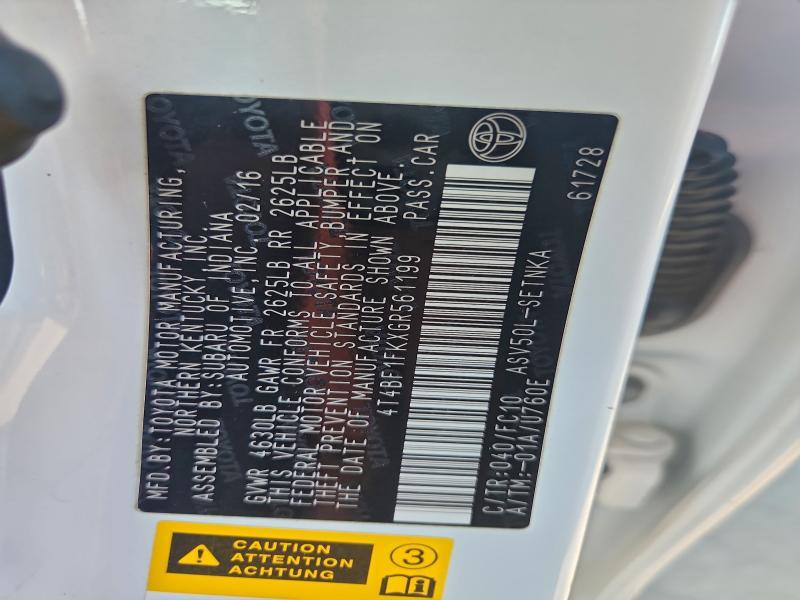 2016 Toyota Camry le