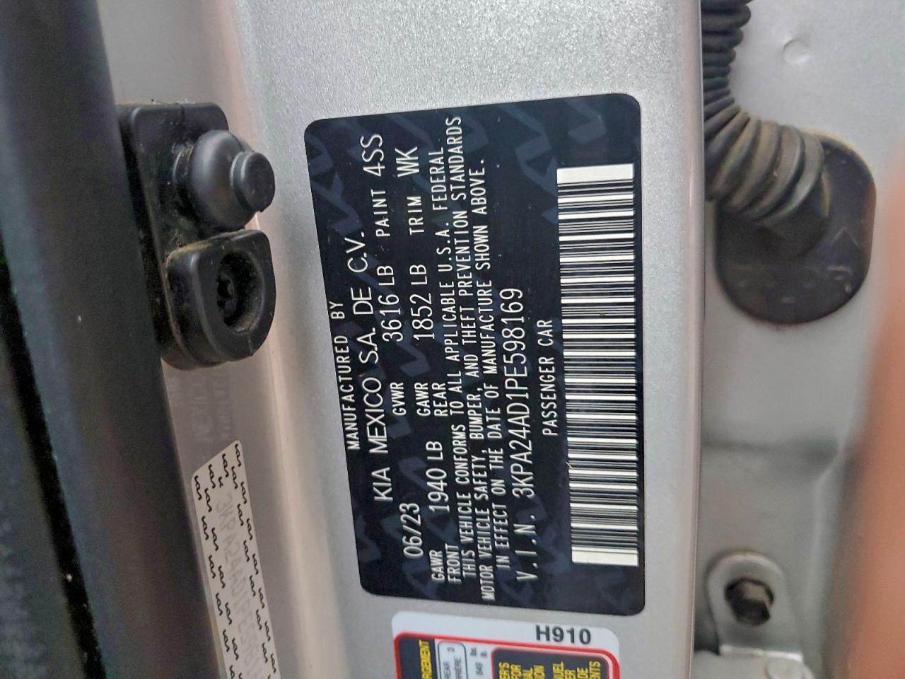 2023 KIA Rio lx