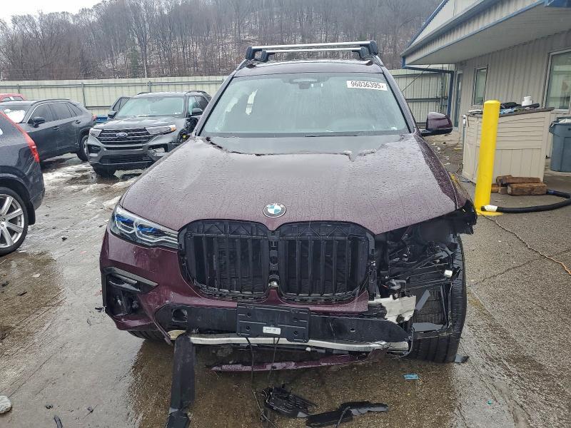 2021 BMW X7 M50i