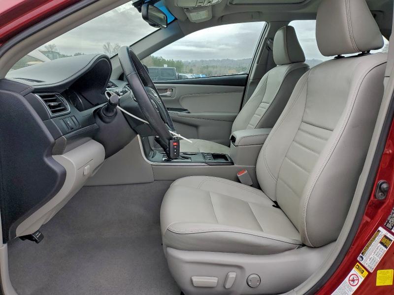 2015 Toyota Camry Hybrid