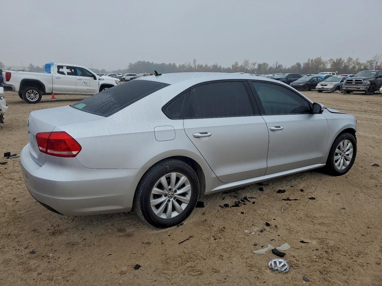 2013 Volkswagen Passat s