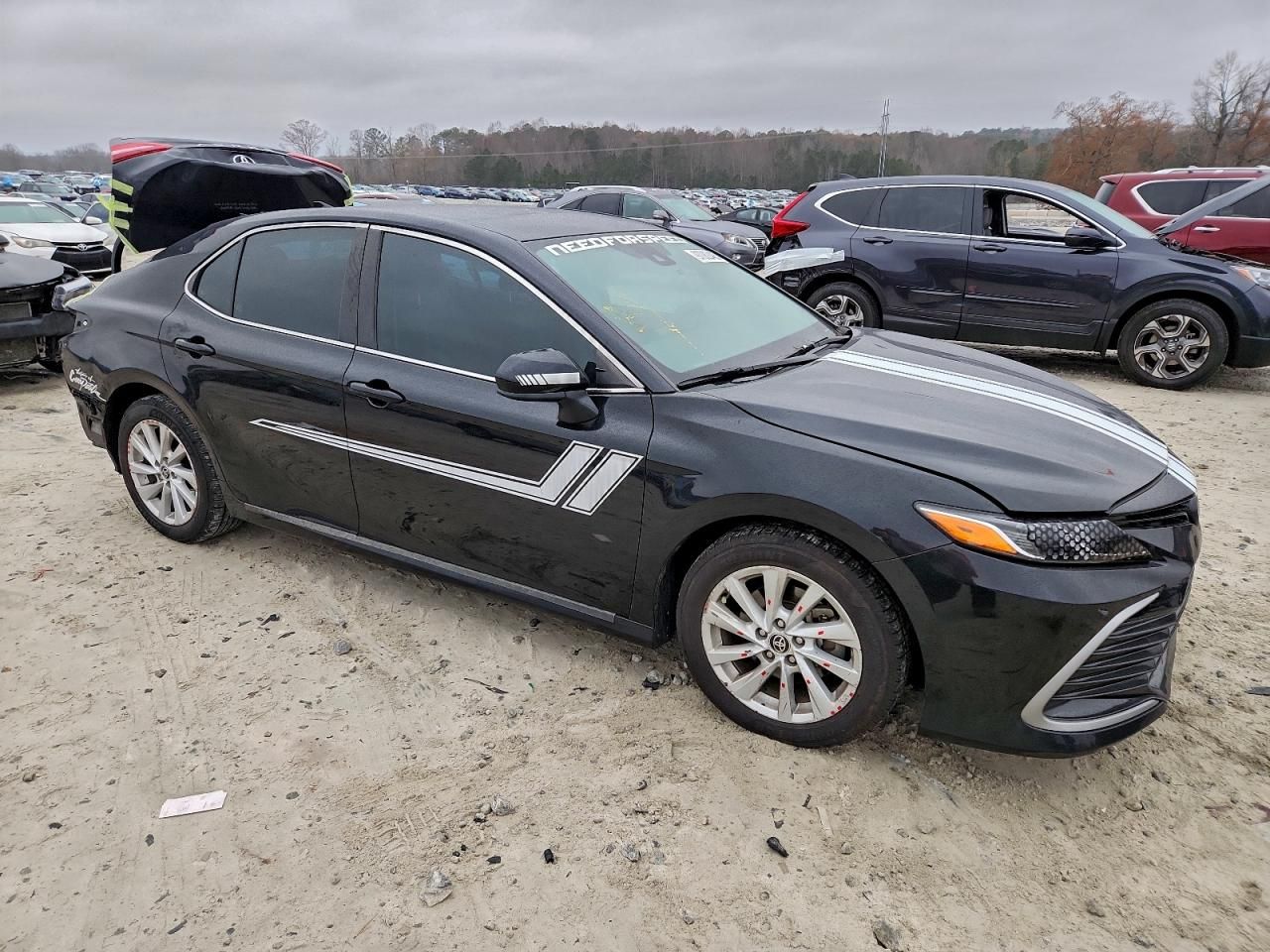 2022 Toyota Camry le