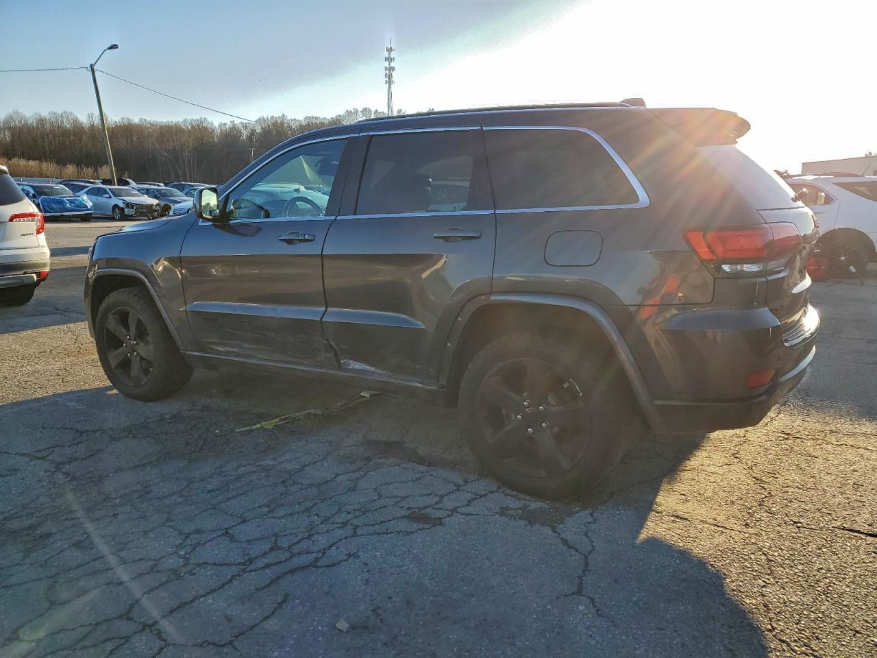 2015 Jeep Grand Cherokee Laredo
