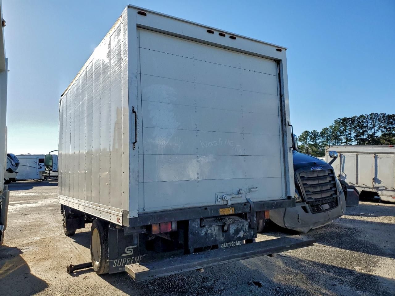 2016 Chevrolet 4500 BOX Truck