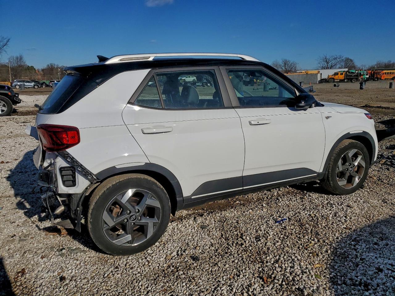 2022 Hyundai Venue sel