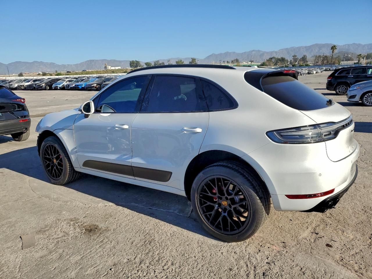 2020 Porsche Macan gts