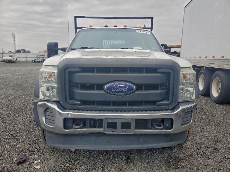 2016 Ford F450 Flatbed Truck