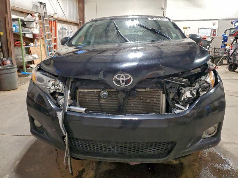 2012 Toyota Venza le