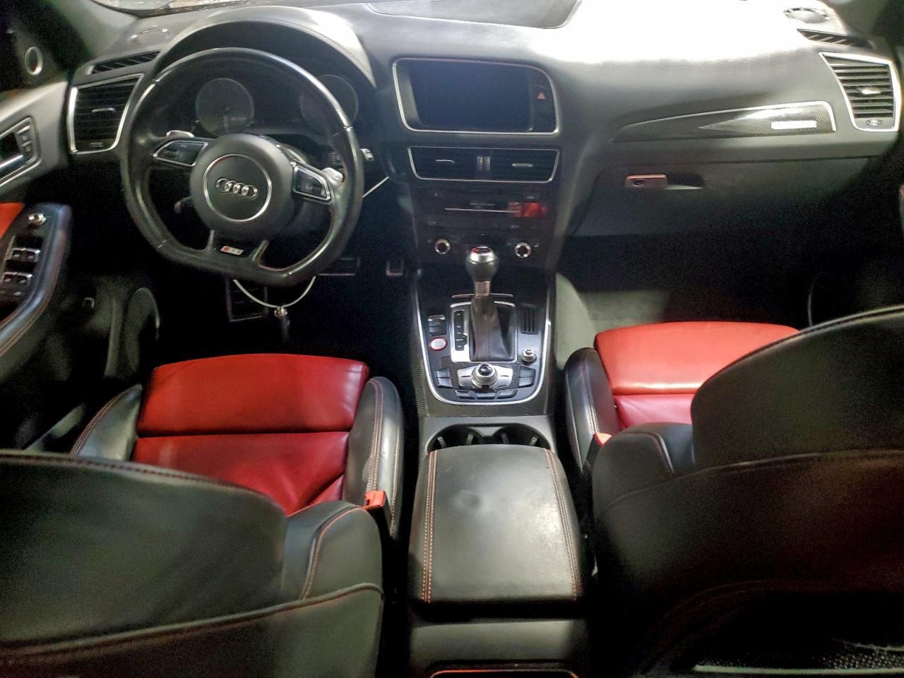 2016 Audi SQ5 Premium Plus