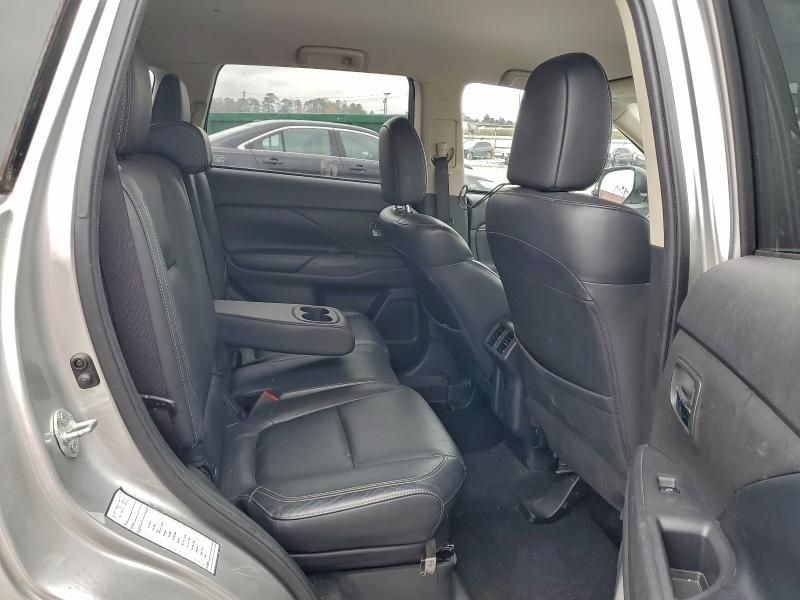 2019 Mitsubishi Outlander se