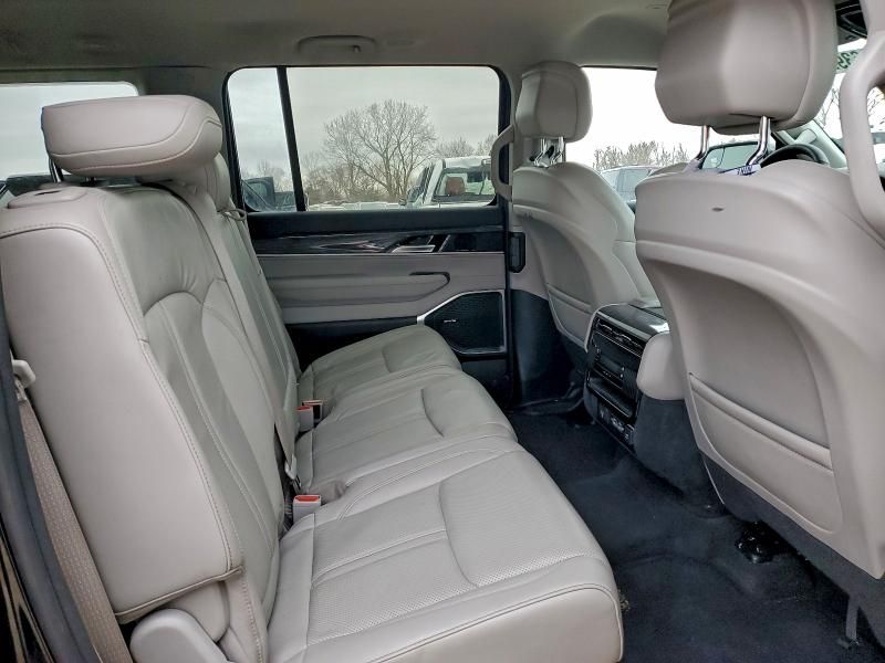 2022 Jeep Wagoneer Series ii