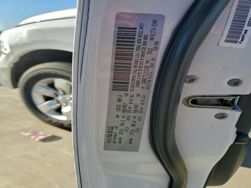 2020 Dodge Ram 1500 Classic slt