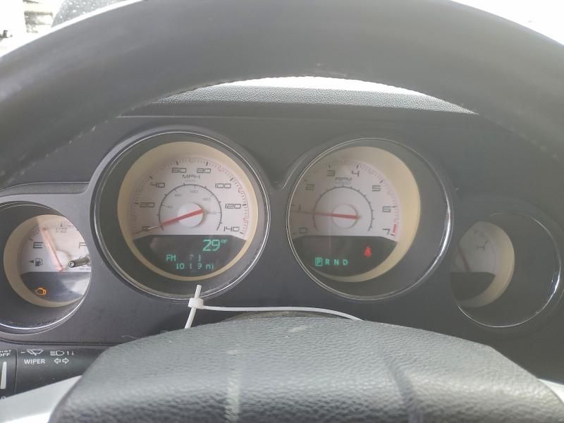 2012 Dodge Challenger sxt