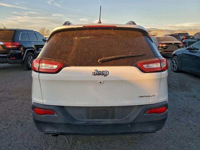 2016 Jeep Cherokee Sport