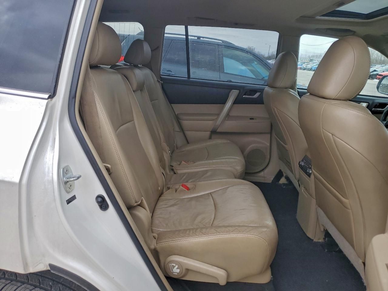 2012 Toyota Highlander Base