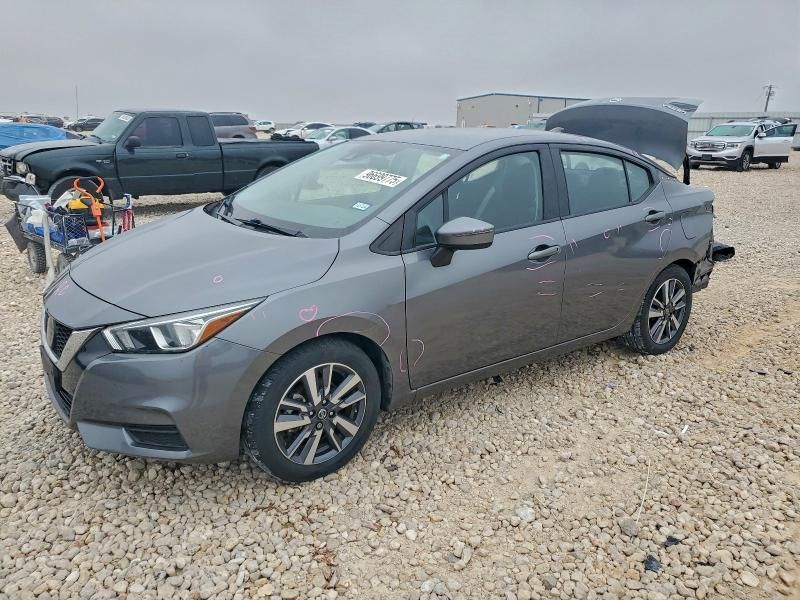 2020 Nissan Versa sv