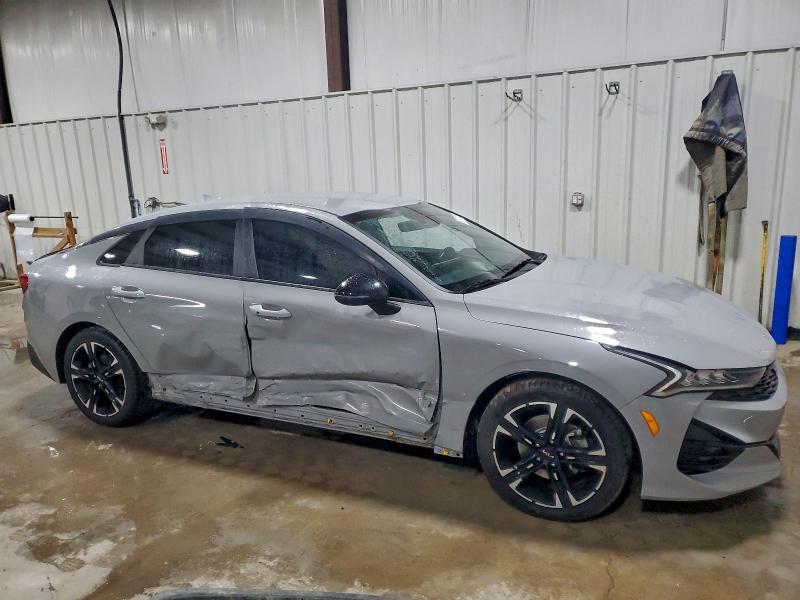 2022 KIA K5 gt Line