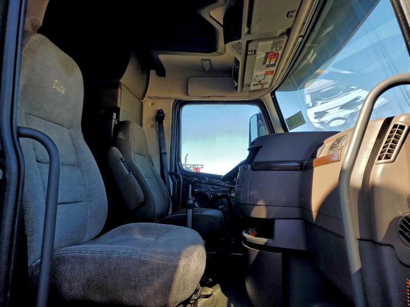 2017 Volvo Vnl Semi Truck