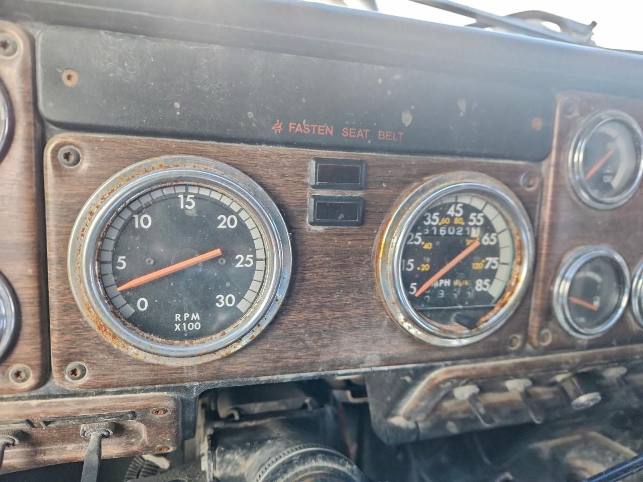 1996 Freightliner Conventional Semi Truck