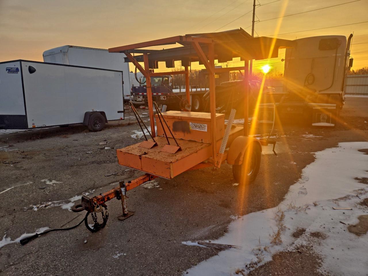 2001 Unknown 2001 Arrow Board Trailer