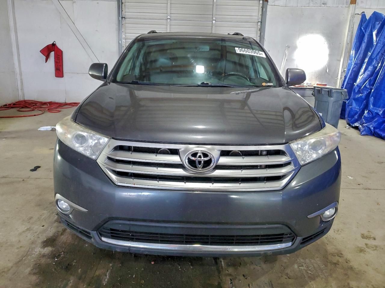 2013 Toyota Highlander Base