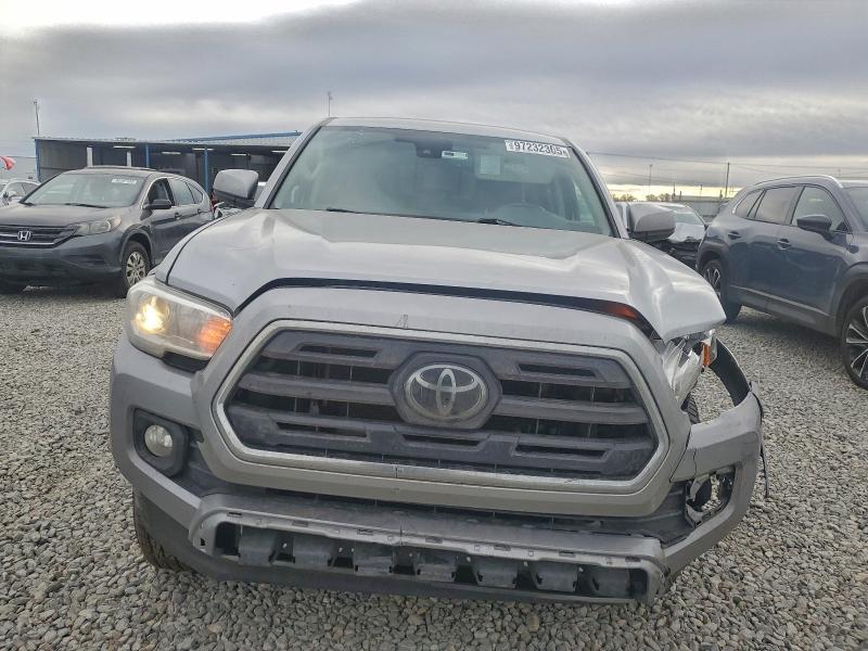 2018 Toyota Tacoma Double cab