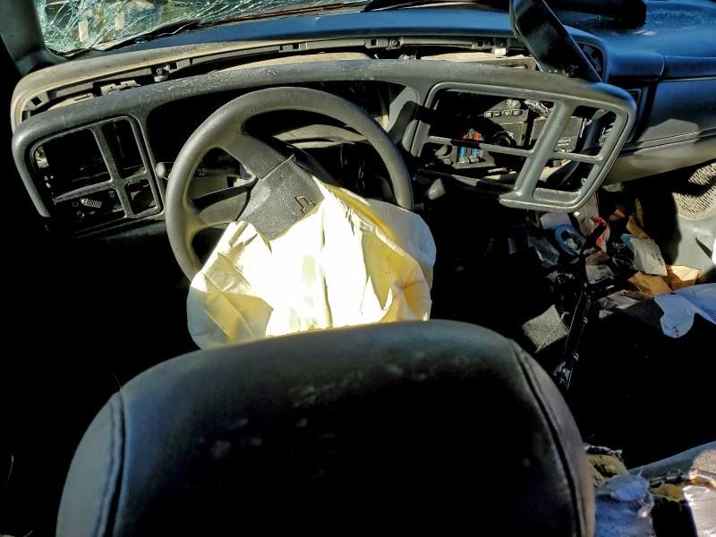 2004 Chevrolet Silverado C1500