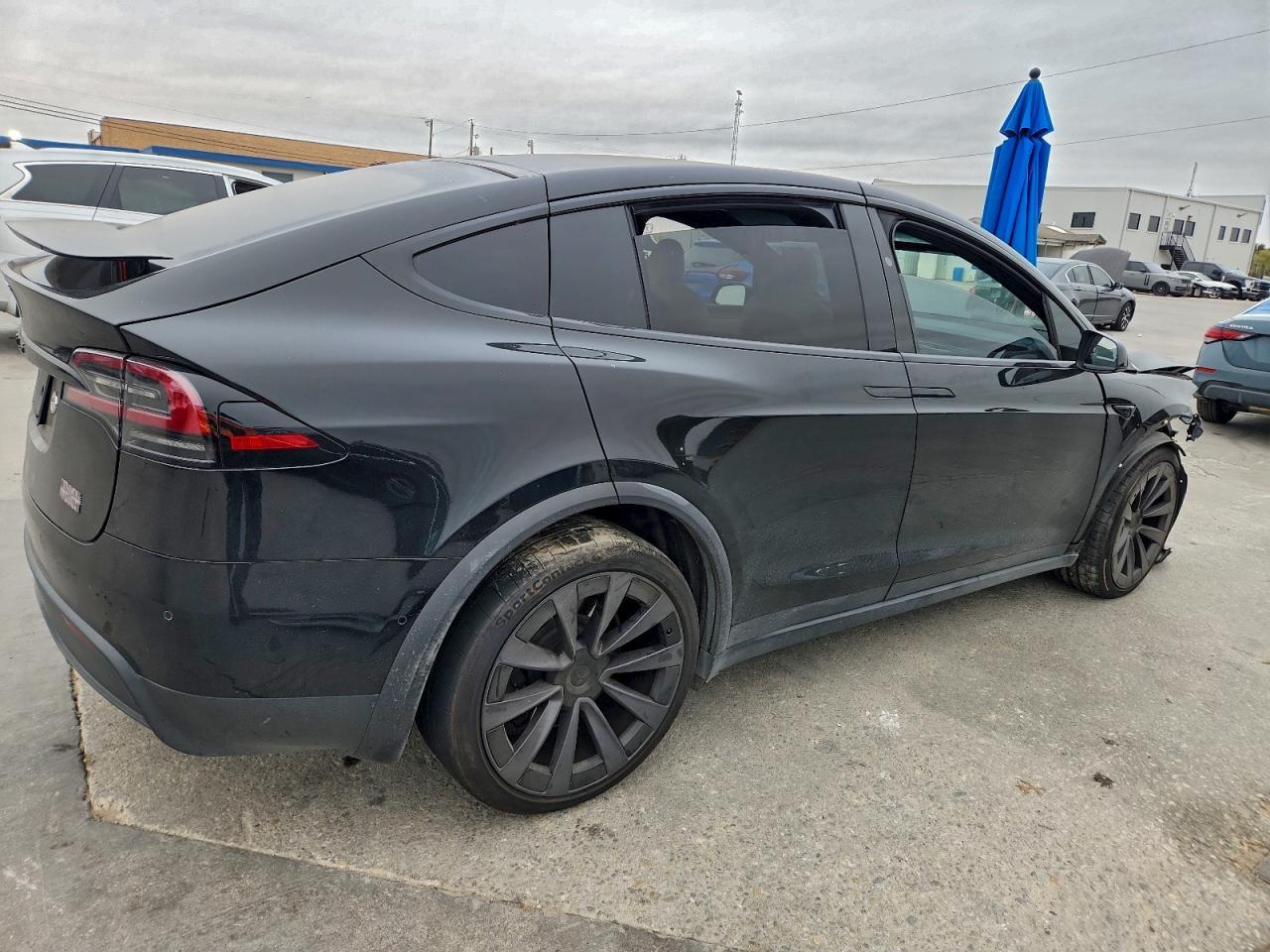 2023 Tesla Model x
