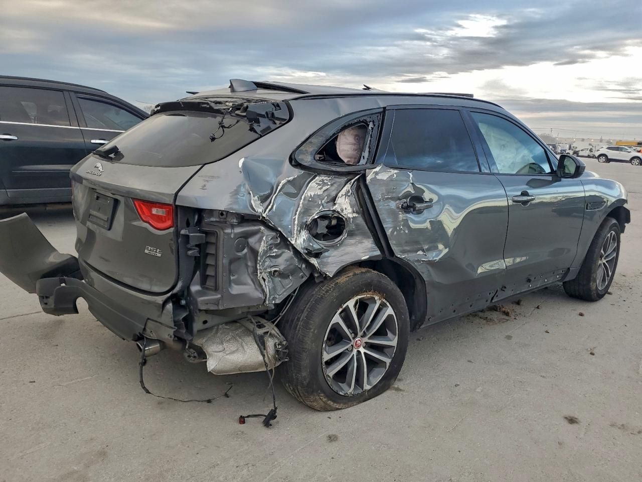 2018 Jaguar F-pace Premium