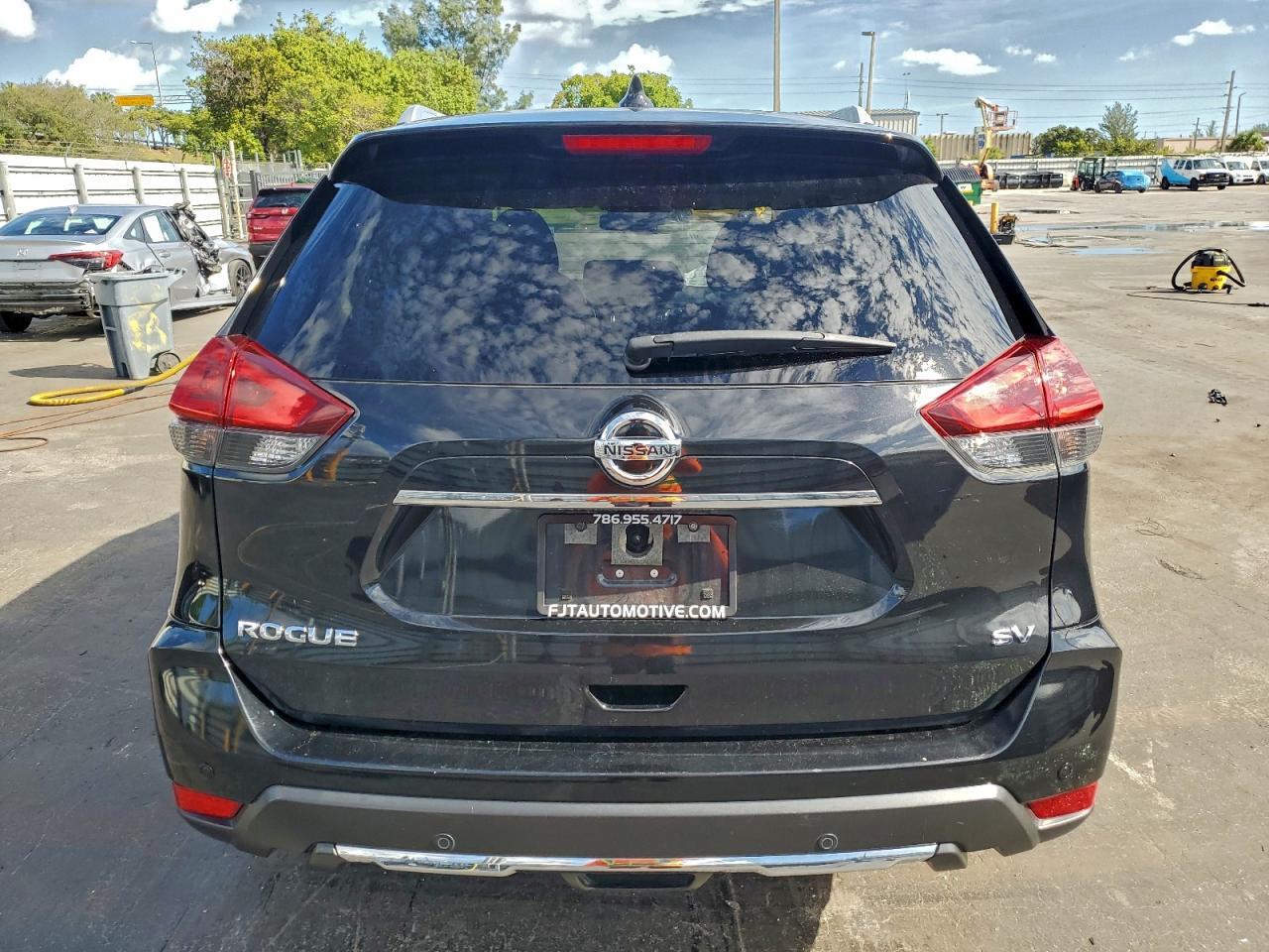 2019 Nissan Rogue s