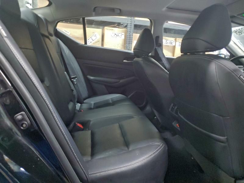 2023 Nissan Altima sl