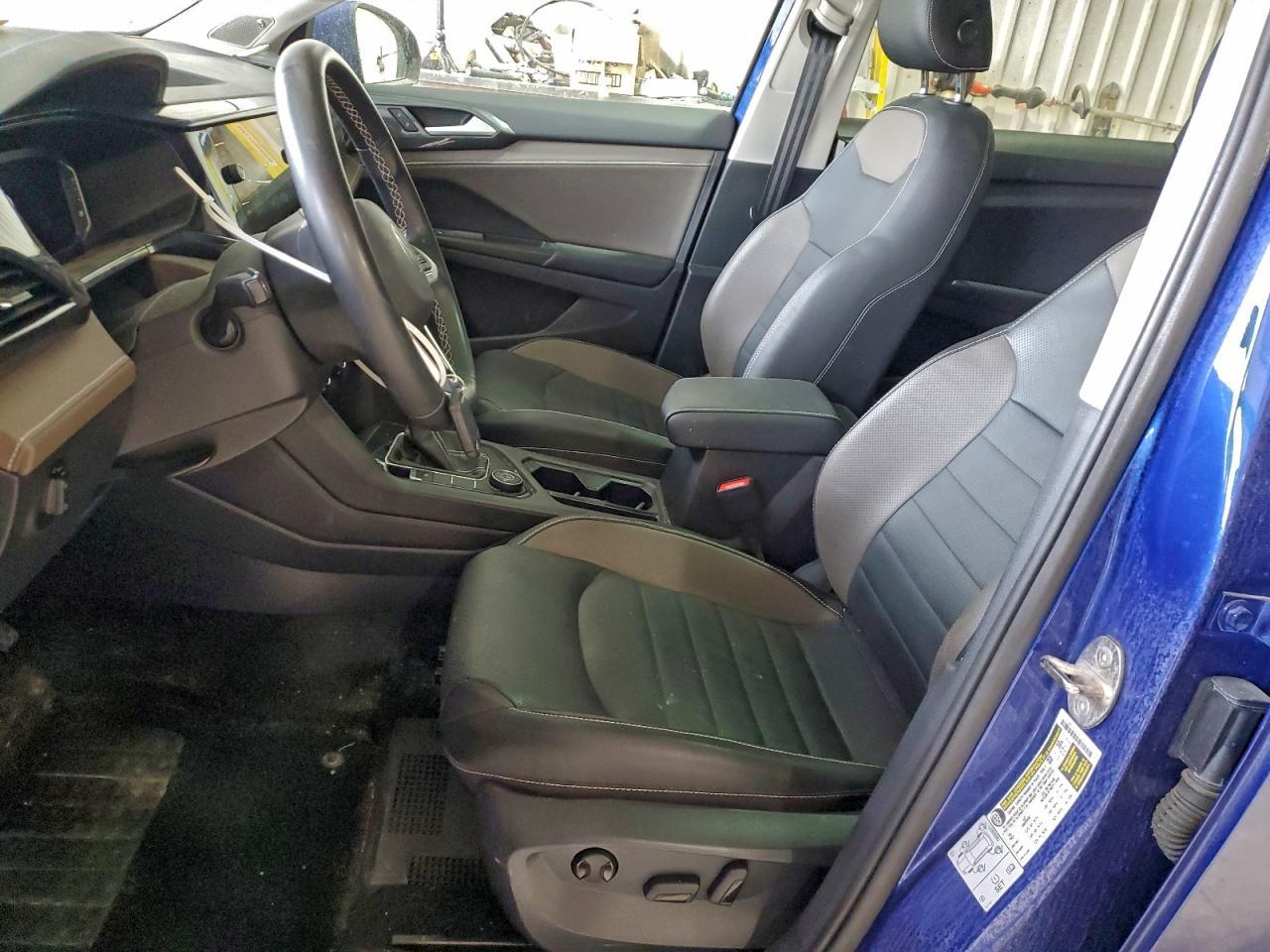 2022 Volkswagen Taos sel