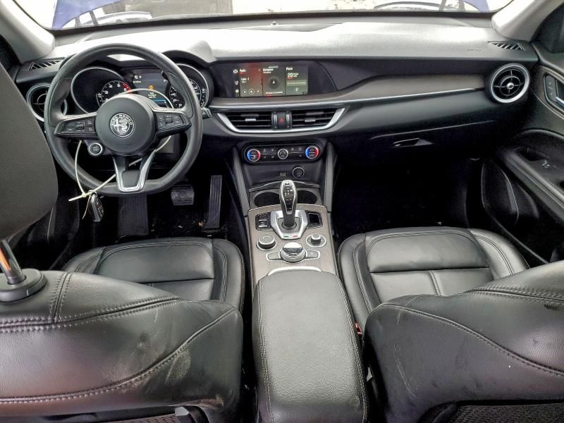 2020 Alfa Romeo Stelvio ti