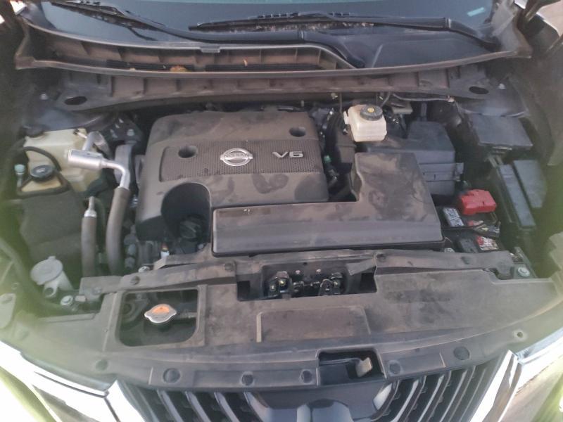 2015 Niss Murano sv