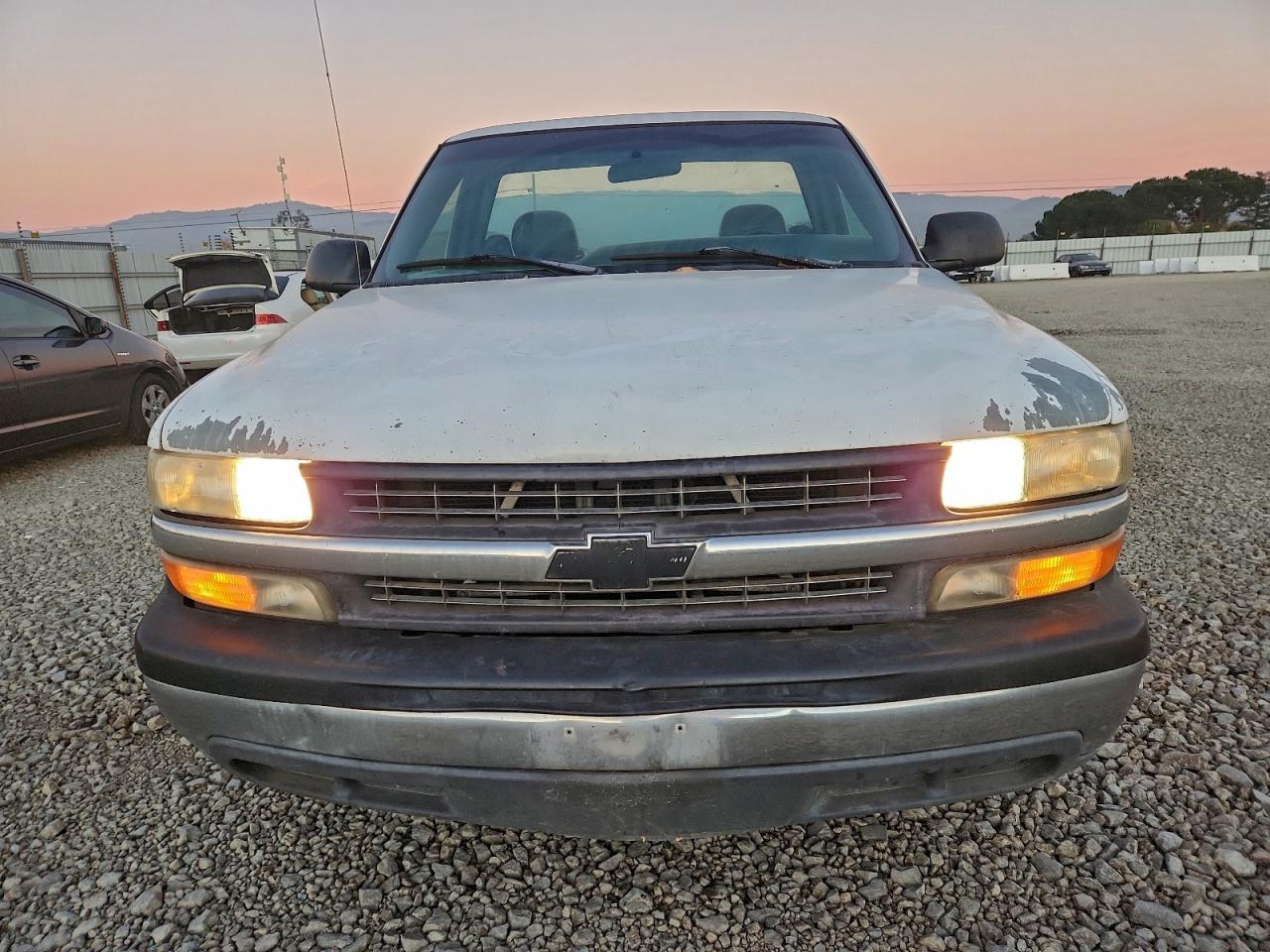 2000 Chevrolet Silverado C1500
