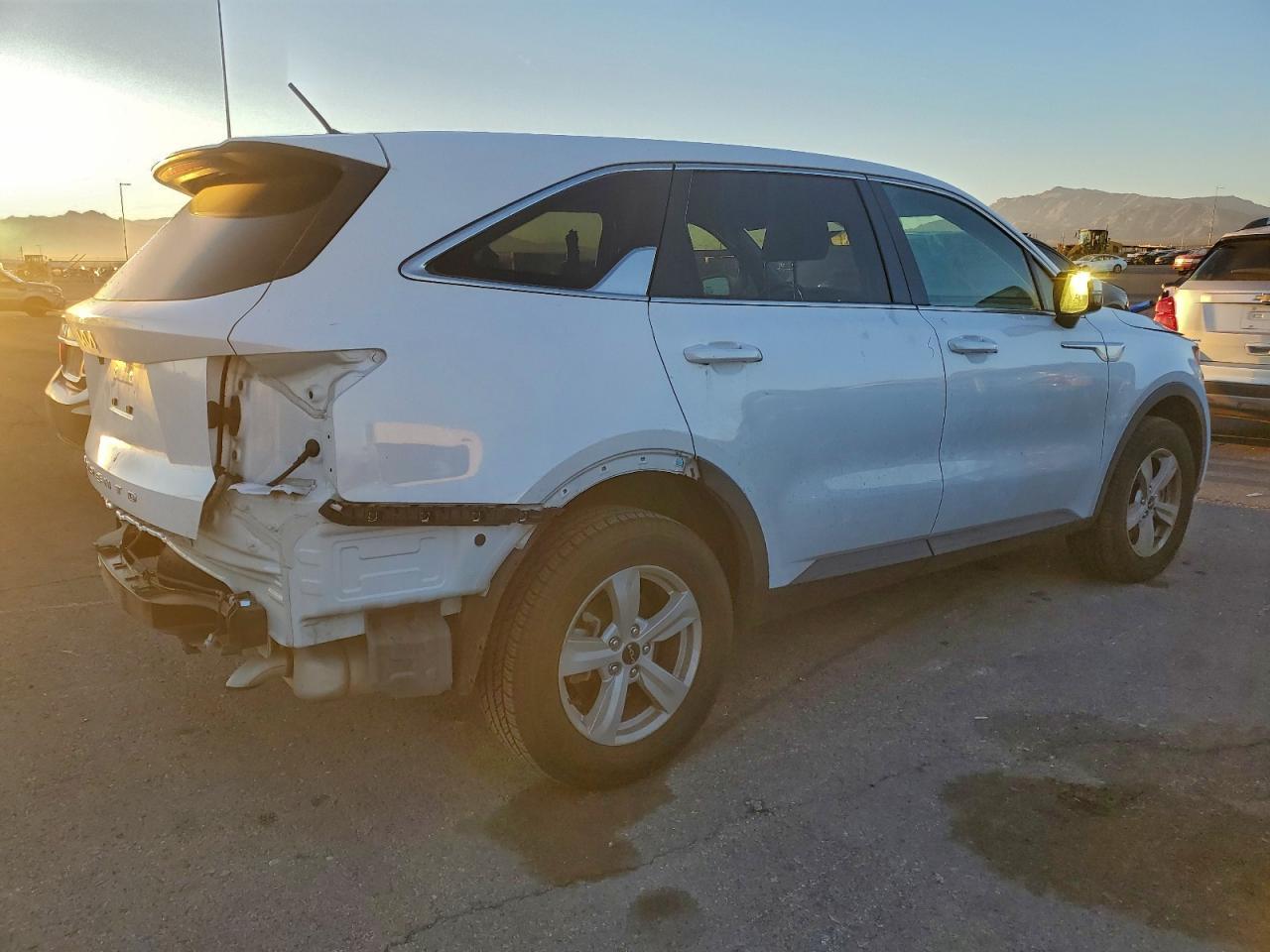 2022 KIA Sorento lx