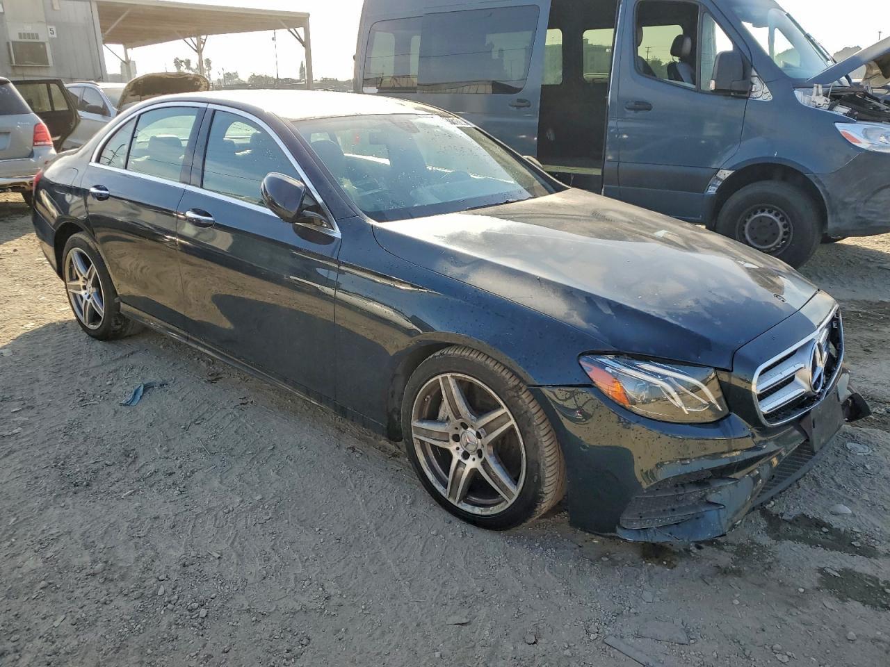 2017 Mercedes-Benz E 300
