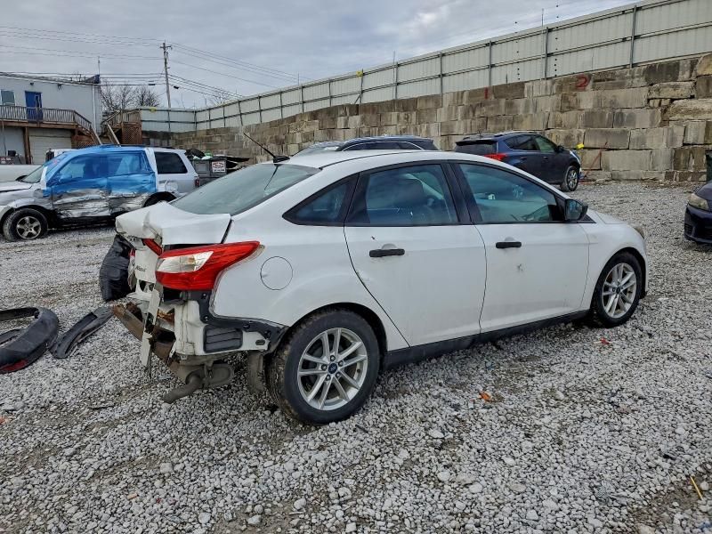 2014 Ford Focus s