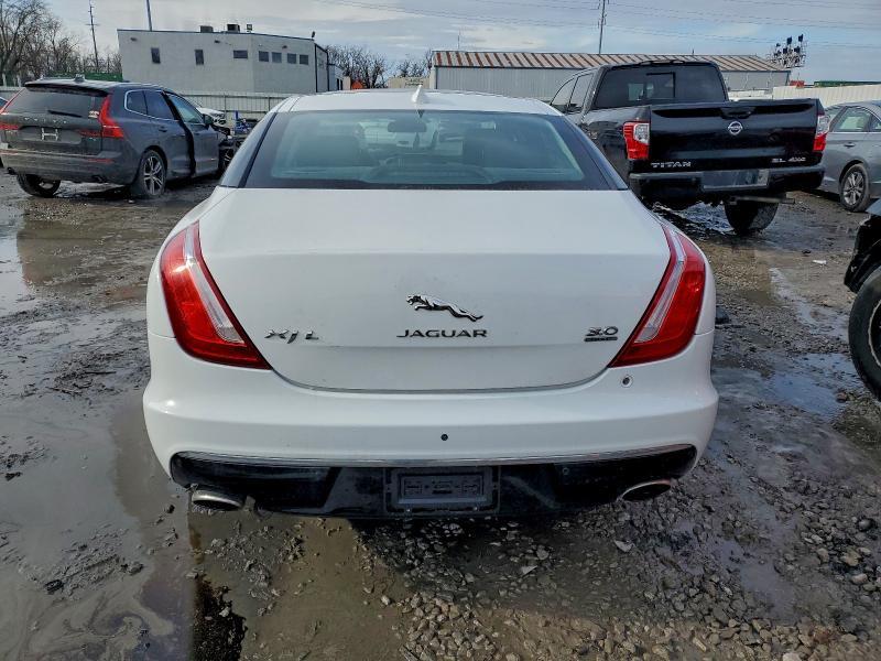 2016 Jaguar Xjl Portfolio