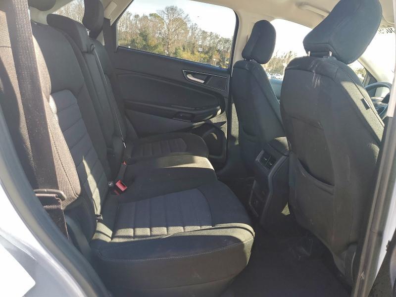 2020 Ford Edge se