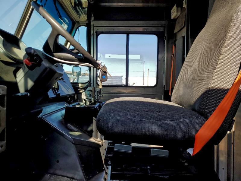 2020 Freightliner MT 45G Delivery Truck